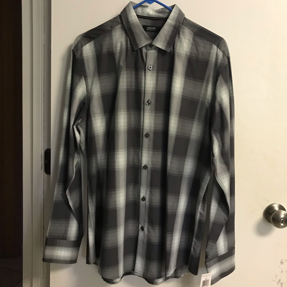 NWT. Alfani Long Sleeve.